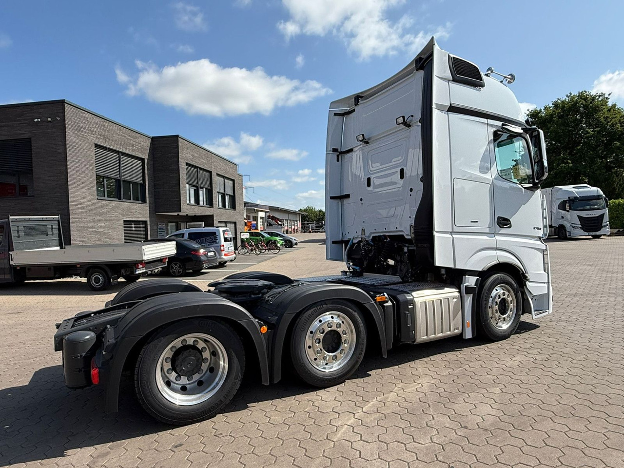 Mercedes-Benz Actros 2753 GigaSpace L 6x2 Lowliner TrendLine - Tractor: foto 5 Mercedes-Benz Actros 2753 GigaSpace L 6x2 Lowliner TrendLine - Tractor: foto 5