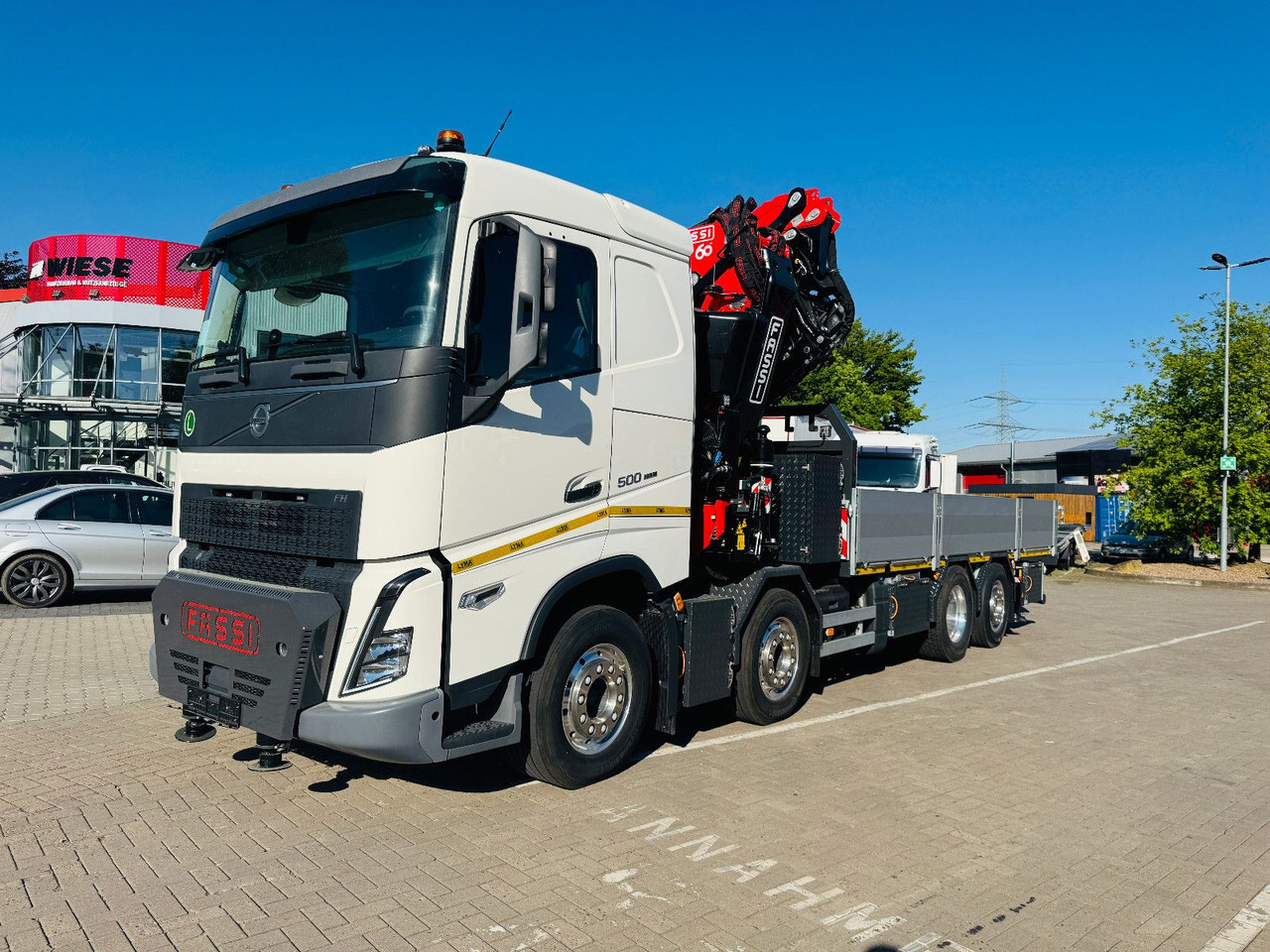 Volvo FH 500 8x2 mit F710RA.2.27 L426 und V20 Winde - Camião grua: foto 1 Volvo FH 500 8x2 mit F710RA.2.27 L426 und V20 Winde - Camião grua: foto 1