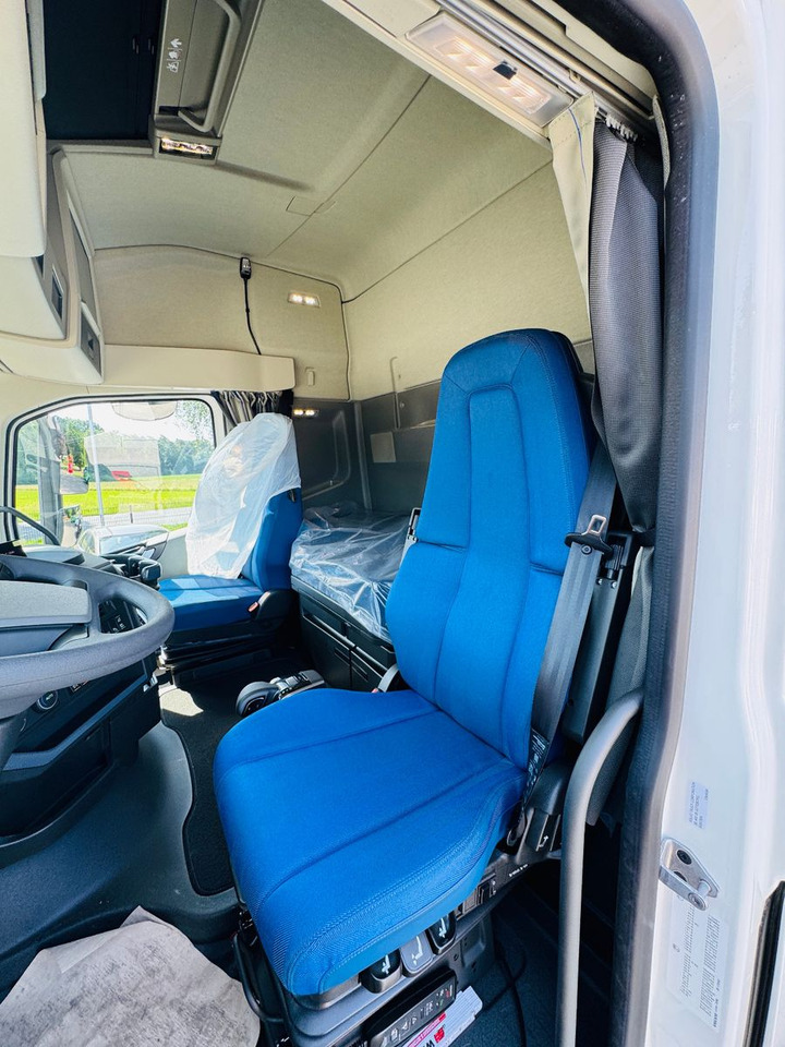Camião de caixa aberta/ Plataforma, Camião grua Volvo FH 540 mit Fassi F2150RAL Fly Jib + Winde: foto 13