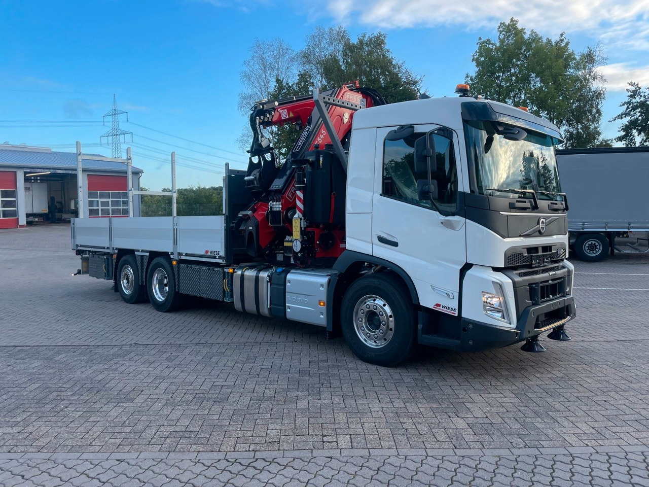 Volvo FMX 500 FASSI Ladekran F545 JIB & Winde Sofort - Camião de caixa aberta/ Plataforma, Camião grua: foto 3 Volvo FMX 500 FASSI Ladekran F545 JIB & Winde Sofort - Camião de caixa aberta/ Plataforma, Camião grua: foto 3