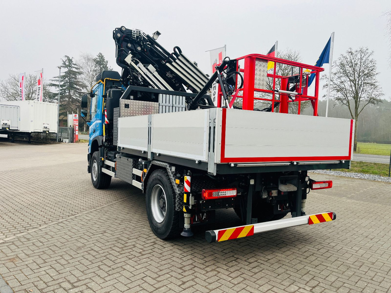 Volvo FMX 500 inkl. F345RB.2.24 & L324 +V20 & Korb - Camião grua: foto 4 Volvo FMX 500 inkl. F345RB.2.24 & L324 +V20 & Korb - Camião grua: foto 4
