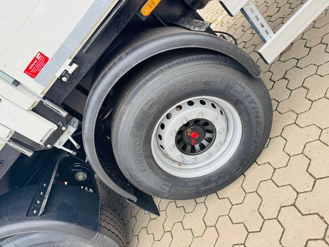 Wiese Baustoffauflieger - Heckkran Kran Fassi - Semi-reboque plataforma/ Caixa aberta: foto 4 Wiese Baustoffauflieger - Heckkran Kran Fassi - Semi-reboque plataforma/ Caixa aberta: foto 4