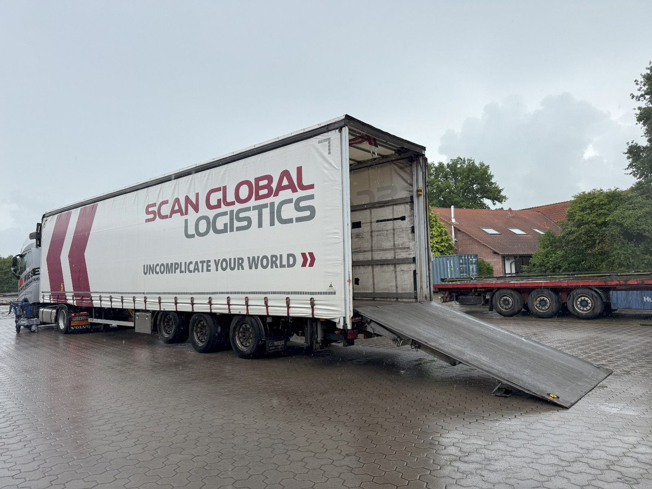 Semi-reboque de lona Wiese Mega Schiebeplane mit Dhollandia Rampe 9t: foto 6
