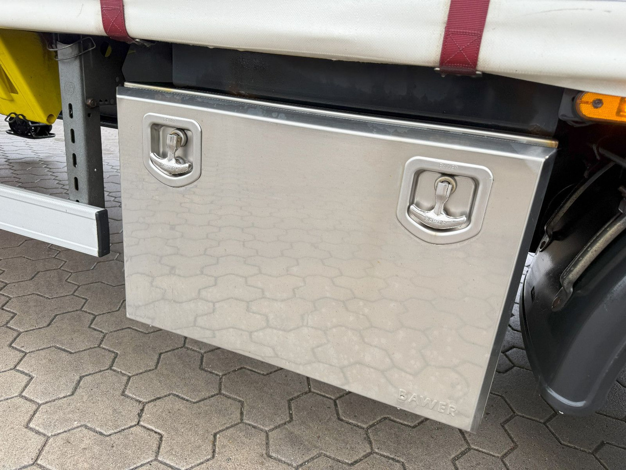 Semi-reboque de lona Wiese Mega Schiebeplane mit Dhollandia Rampe 9t: foto 13