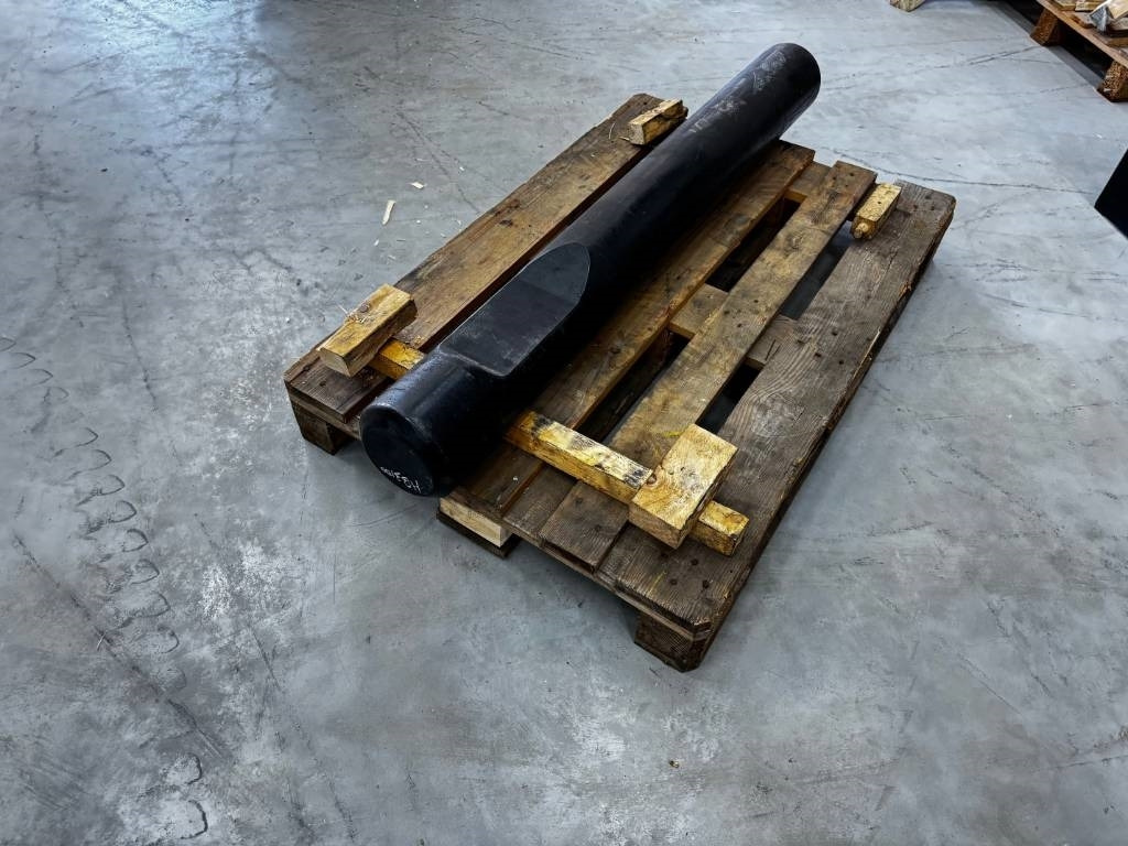 Epiroc Atlas Copco HB3100 HB3000 Blunt Tool Stampfmeißel - Martelo hidráulico para Máquina de construção: foto 1 Epiroc Atlas Copco HB3100 HB3000 Blunt Tool Stampfmeißel - Martelo hidráulico para Máquina de construção: foto 1