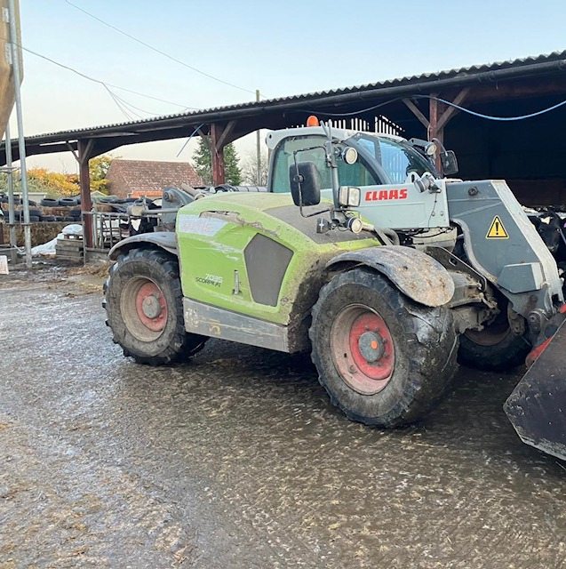 CLAAS Scorpion 7035 - Máquina agrícola: foto 1 CLAAS Scorpion 7035 - Máquina agrícola: foto 1