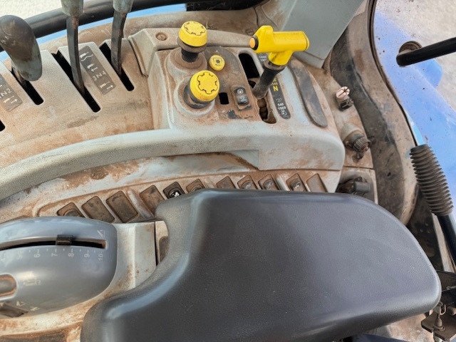 New Holland T7.200 - Trator: foto 4 New Holland T7.200 - Trator: foto 4
