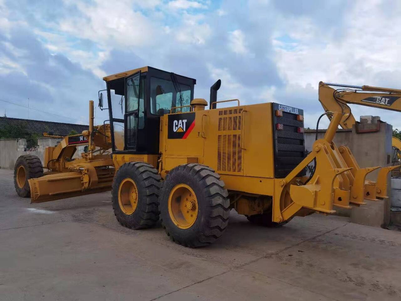 CATERPILLAR 14H - Motoniveladora: foto 2 CATERPILLAR 14H - Motoniveladora: foto 2