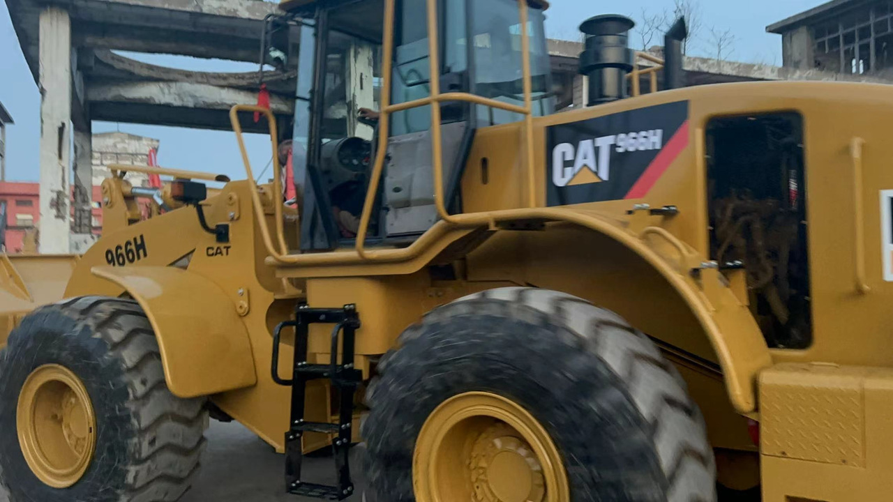 CATERPILLAR 966H - Escavadeira de rodas: foto 5 CATERPILLAR 966H - Escavadeira de rodas: foto 5
