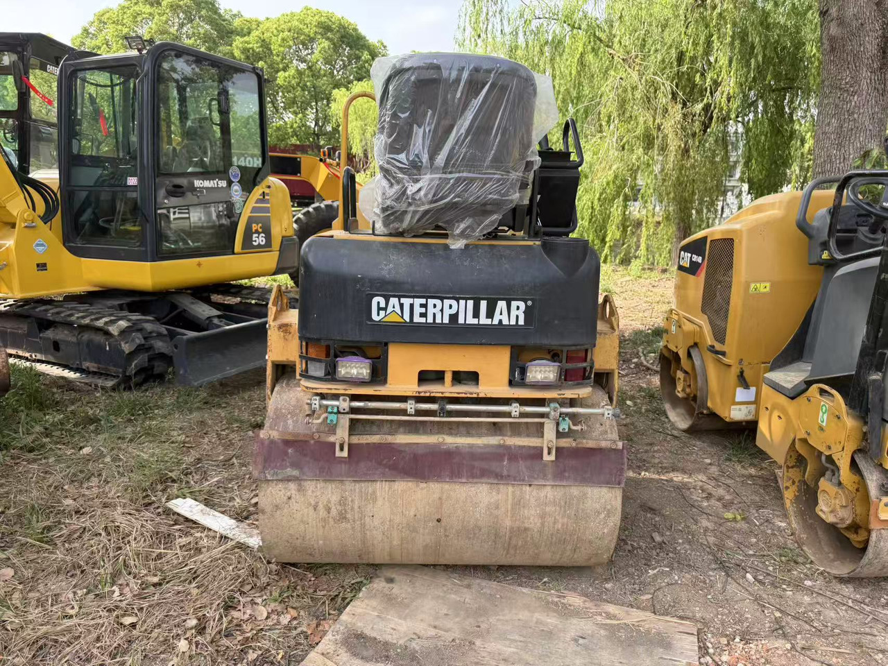 CATERPILLAR CB24B - Rolo: foto 3 CATERPILLAR CB24B - Rolo: foto 3