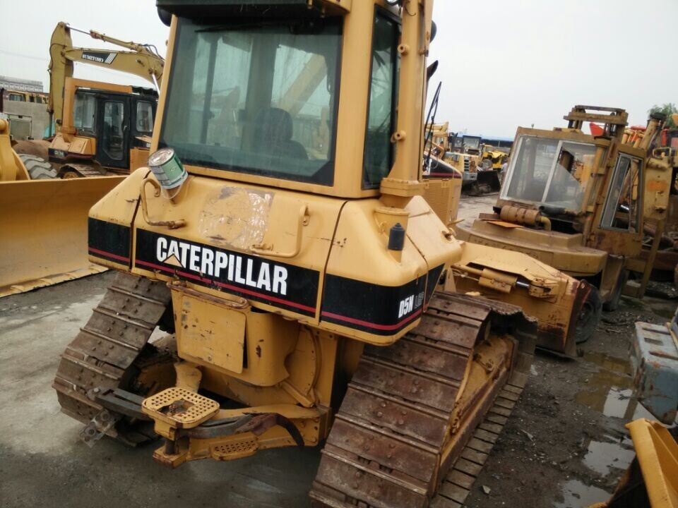 CATERPILLAR D5N - Buldôzer: foto 5 CATERPILLAR D5N - Buldôzer: foto 5