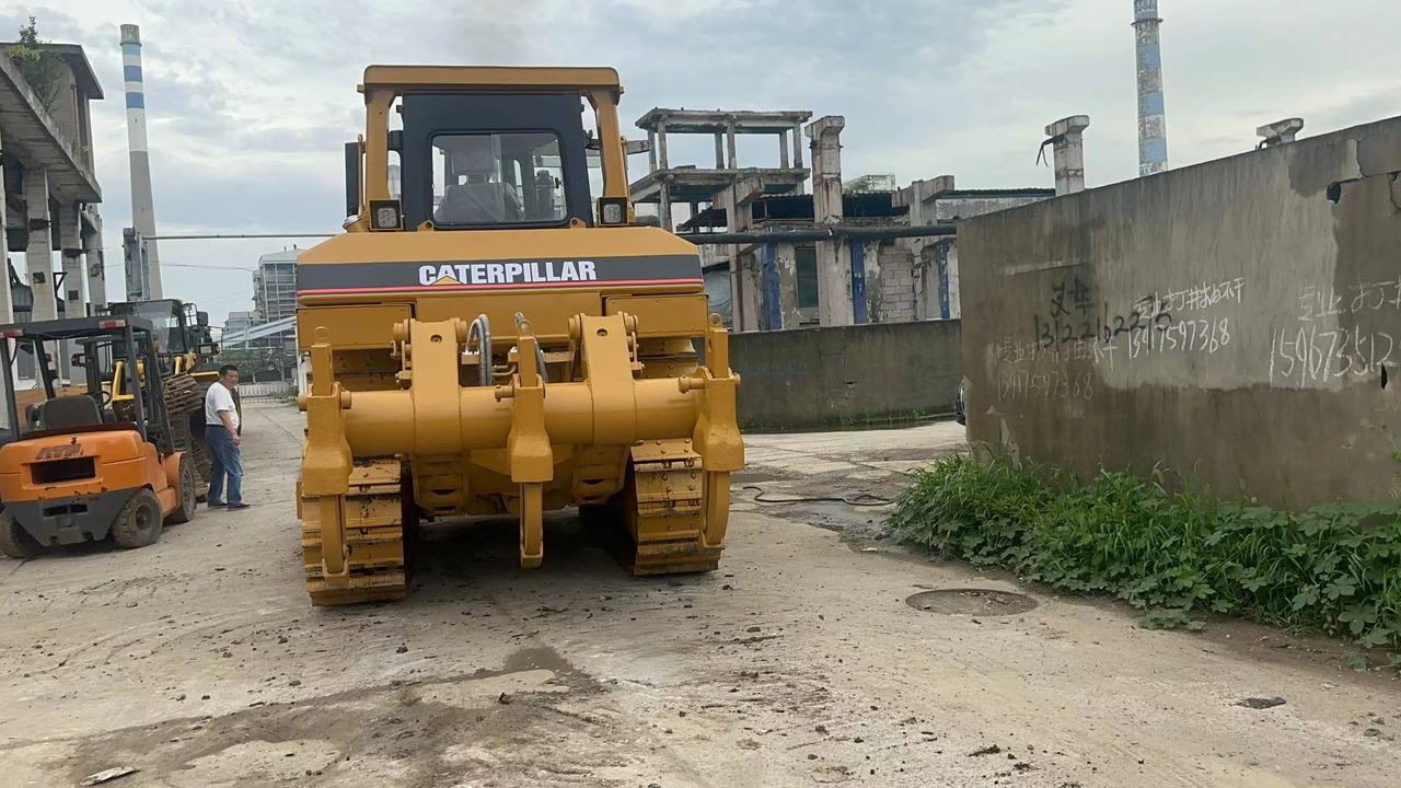 CATERPILLAR D8R - Buldôzer: foto 3 CATERPILLAR D8R - Buldôzer: foto 3