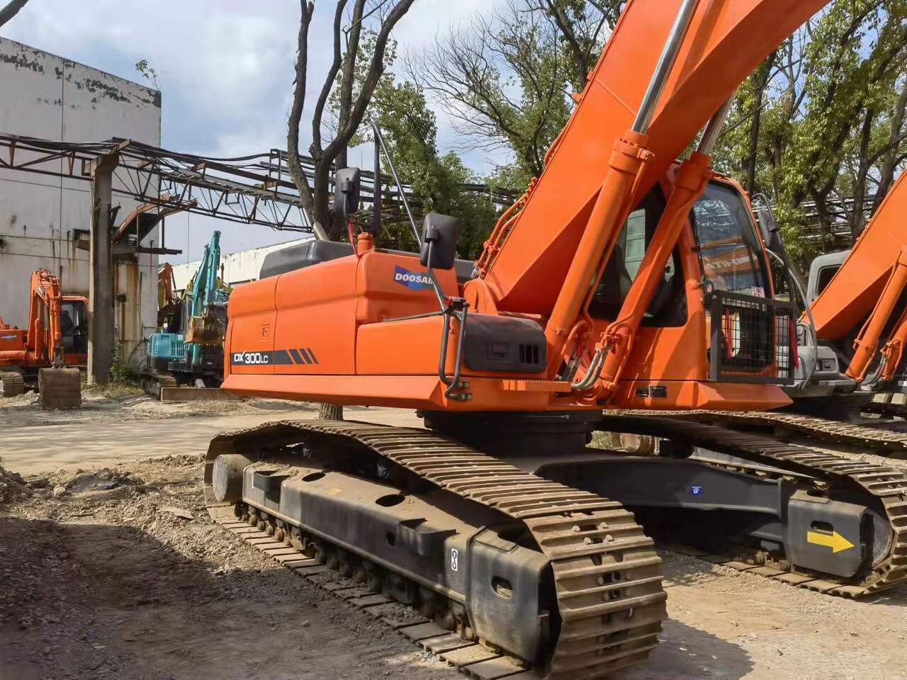 DOOSAN DX300 - Escavadora de rastos: foto 2 DOOSAN DX300 - Escavadora de rastos: foto 2