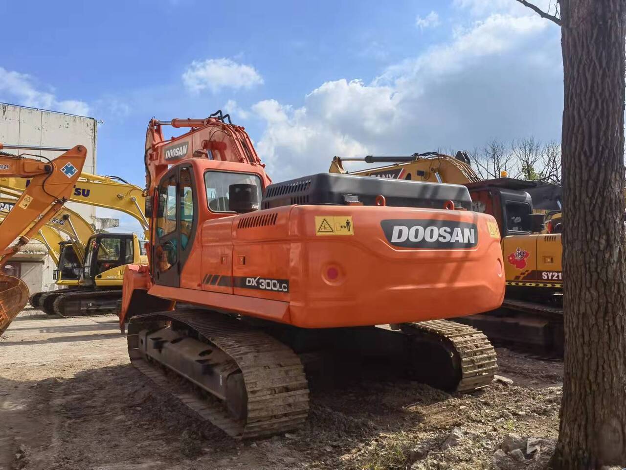 DOOSAN DX300 - Escavadora de rastos: foto 5 DOOSAN DX300 - Escavadora de rastos: foto 5