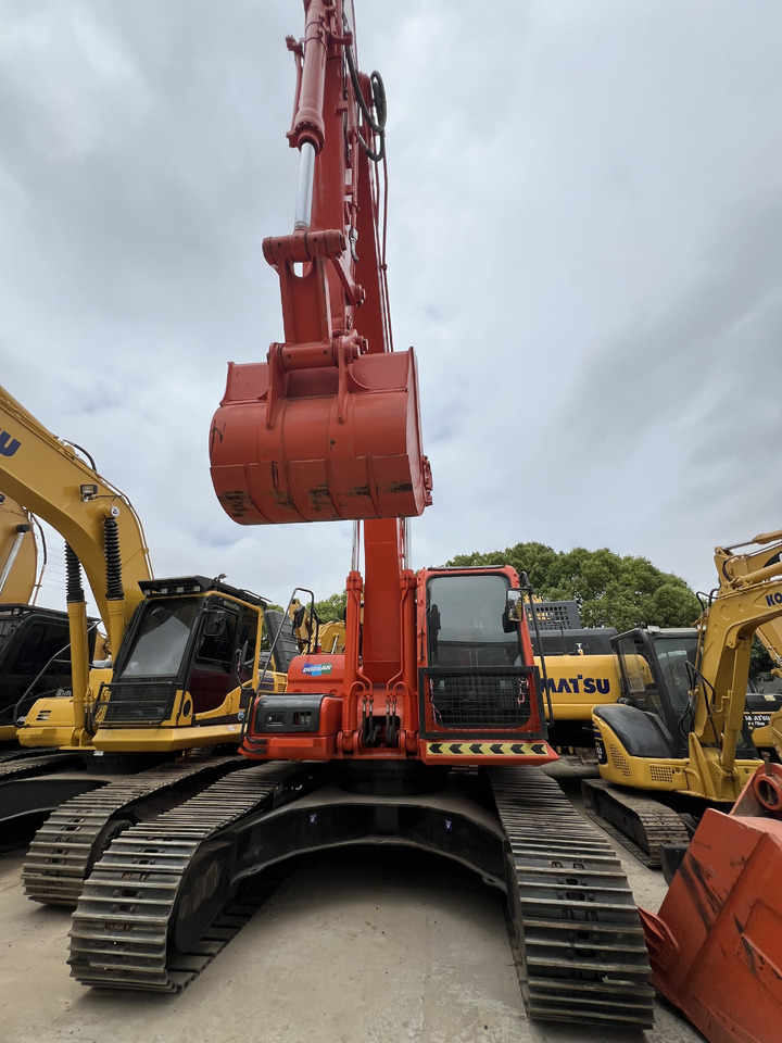 DOOSAN DX300 LC-7 - Escavadora de rastos: foto 3 DOOSAN DX300 LC-7 - Escavadora de rastos: foto 3