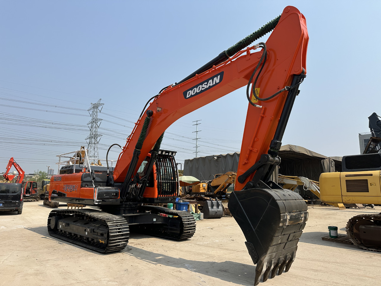 DOOSAN DX340LCA - Escavadora de rastos: foto 4 DOOSAN DX340LCA - Escavadora de rastos: foto 4