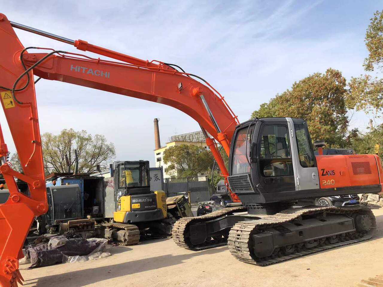 HITACHI ZX240 - Escavadora de rastos: foto 2 HITACHI ZX240 - Escavadora de rastos: foto 2