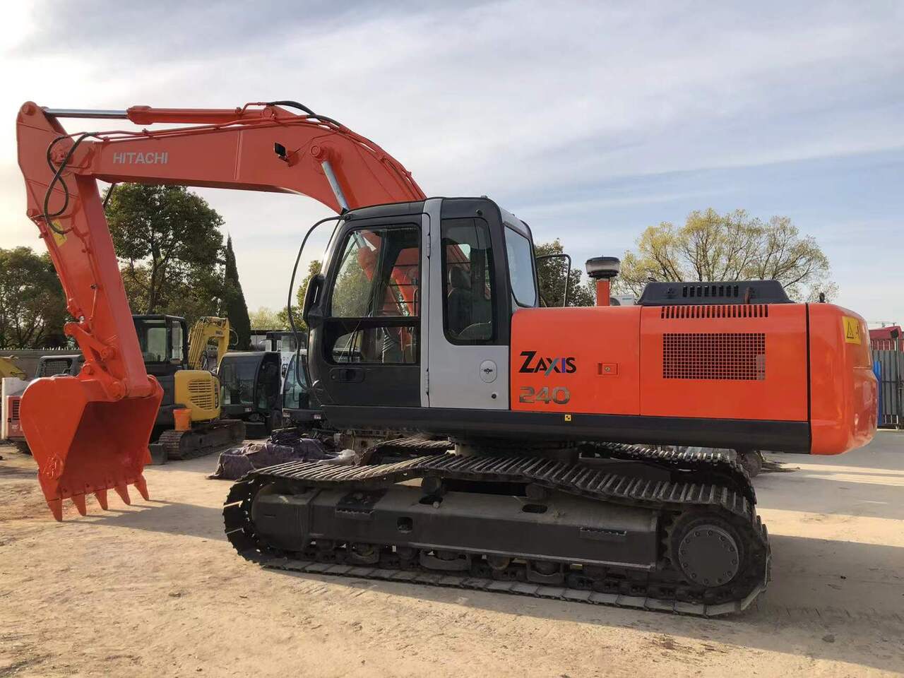 HITACHI ZX240 - Escavadora de rastos: foto 3 HITACHI ZX240 - Escavadora de rastos: foto 3