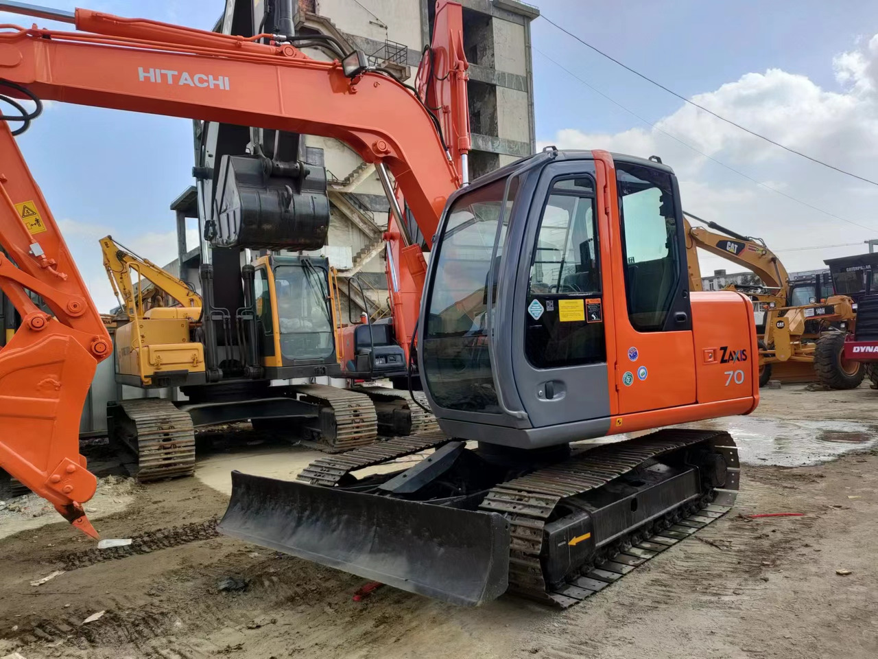 HITACHI ZX70 - Escavadora de rastos: foto 4 HITACHI ZX70 - Escavadora de rastos: foto 4