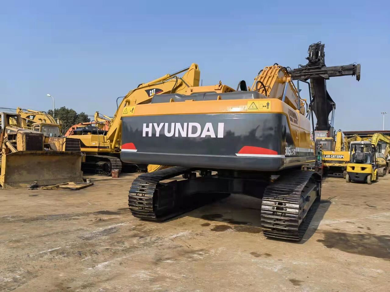HYUNDAI R305LC-9T - Escavadora de rastos: foto 4 HYUNDAI R305LC-9T - Escavadora de rastos: foto 4