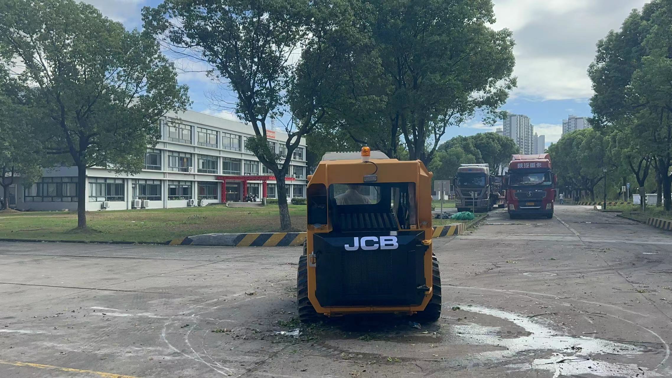 JCB 185 eco - Mini pá carregadora: foto 2 JCB 185 eco - Mini pá carregadora: foto 2
