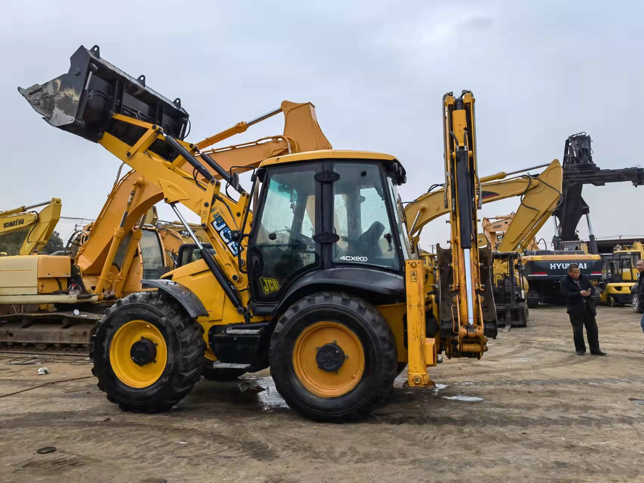 JCB 4CX ECO - Retroescavadeira: foto 1 JCB 4CX ECO - Retroescavadeira: foto 1