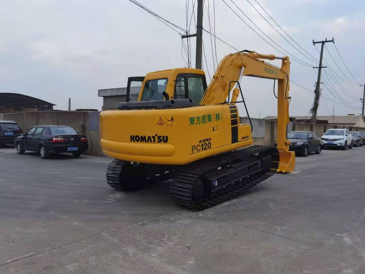 KOMATSU PC120-6 - Escavadora de rastos: foto 4 KOMATSU PC120-6 - Escavadora de rastos: foto 4