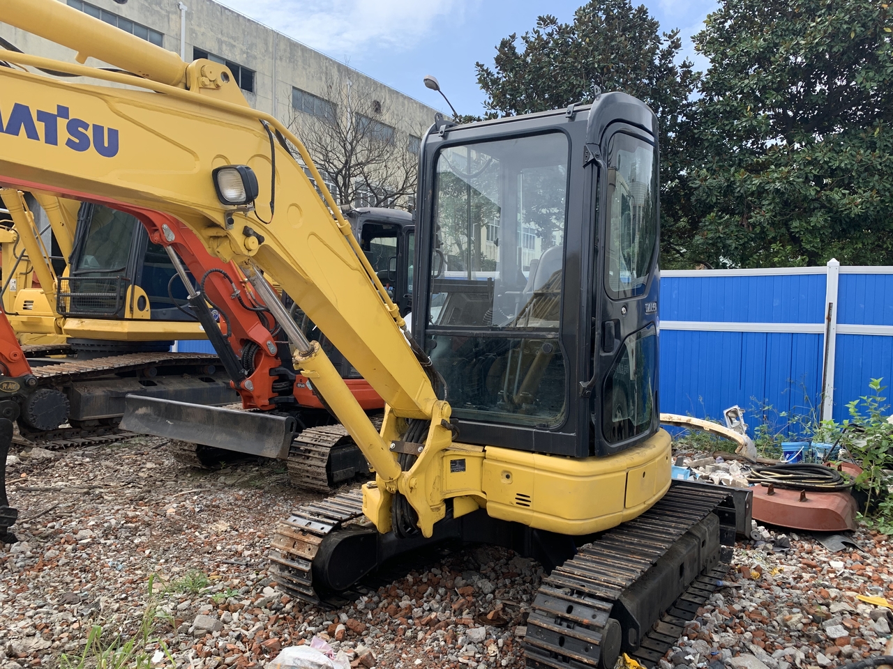 KOMATSU PC35MR - Mini escavadeira: foto 5 KOMATSU PC35MR - Mini escavadeira: foto 5