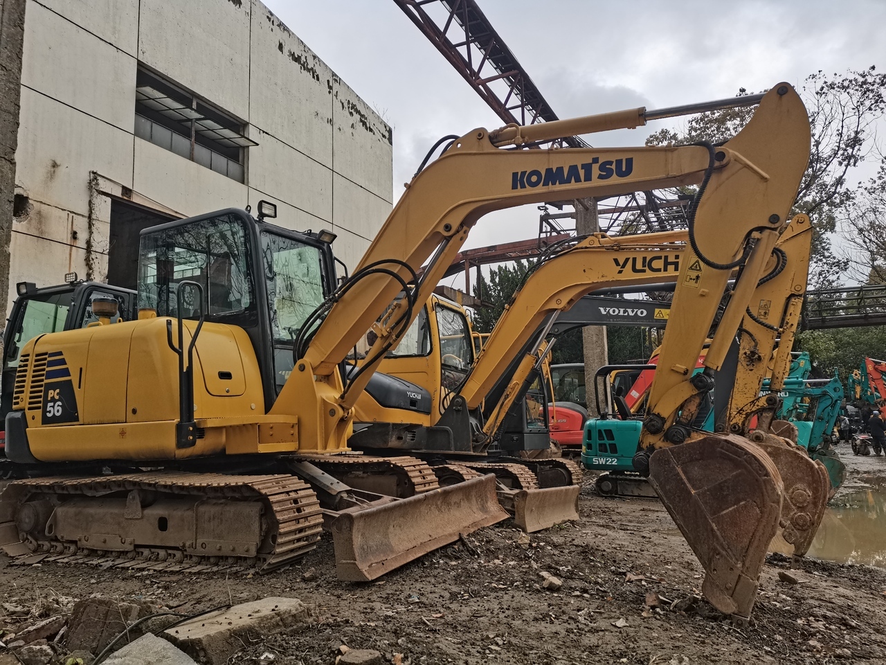 KOMATSU PC56-7 - Mini escavadeira: foto 1 KOMATSU PC56-7 - Mini escavadeira: foto 1