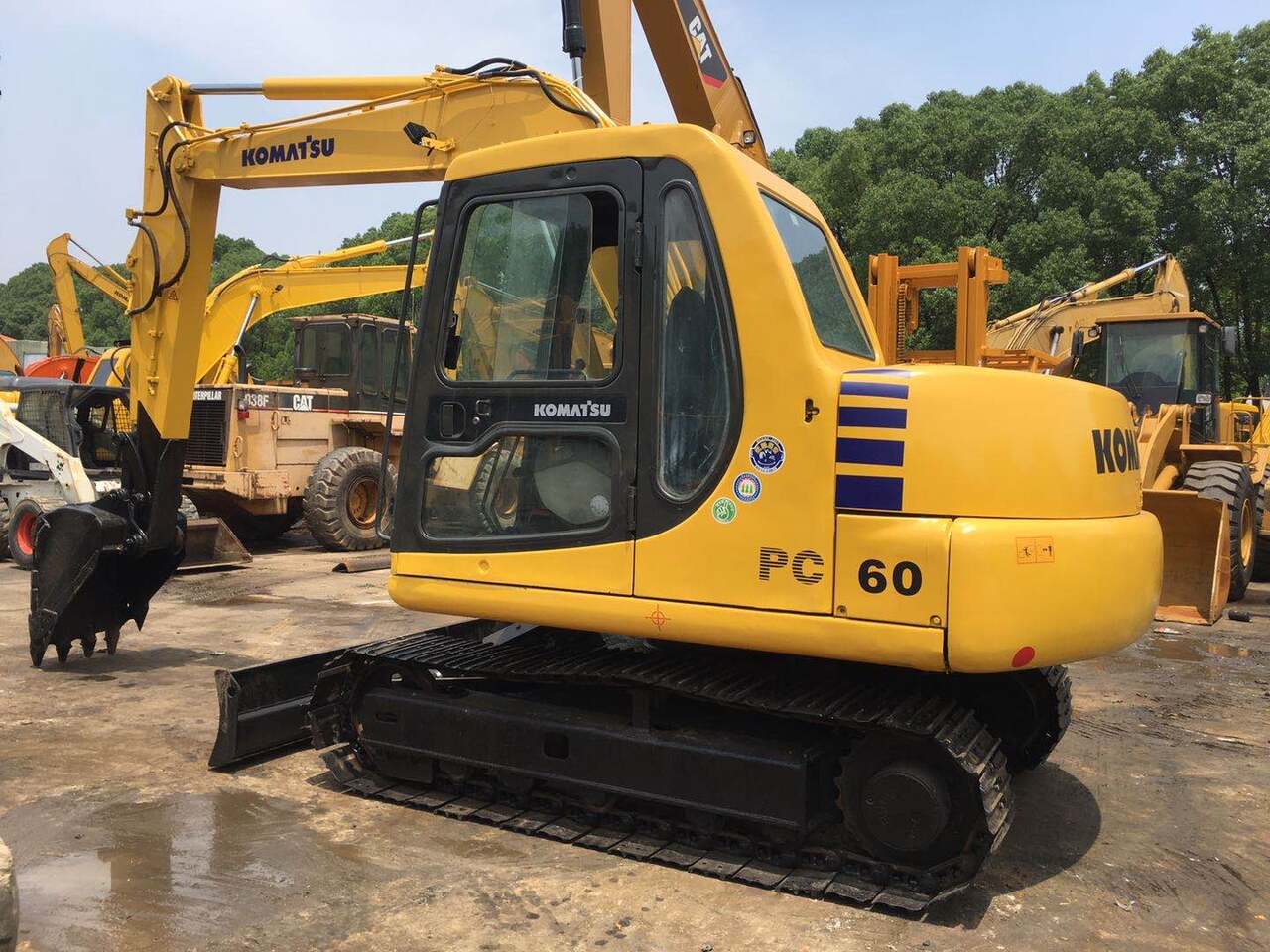 KOMATSU PC60-7 - Mini escavadeira: foto 2 KOMATSU PC60-7 - Mini escavadeira: foto 2