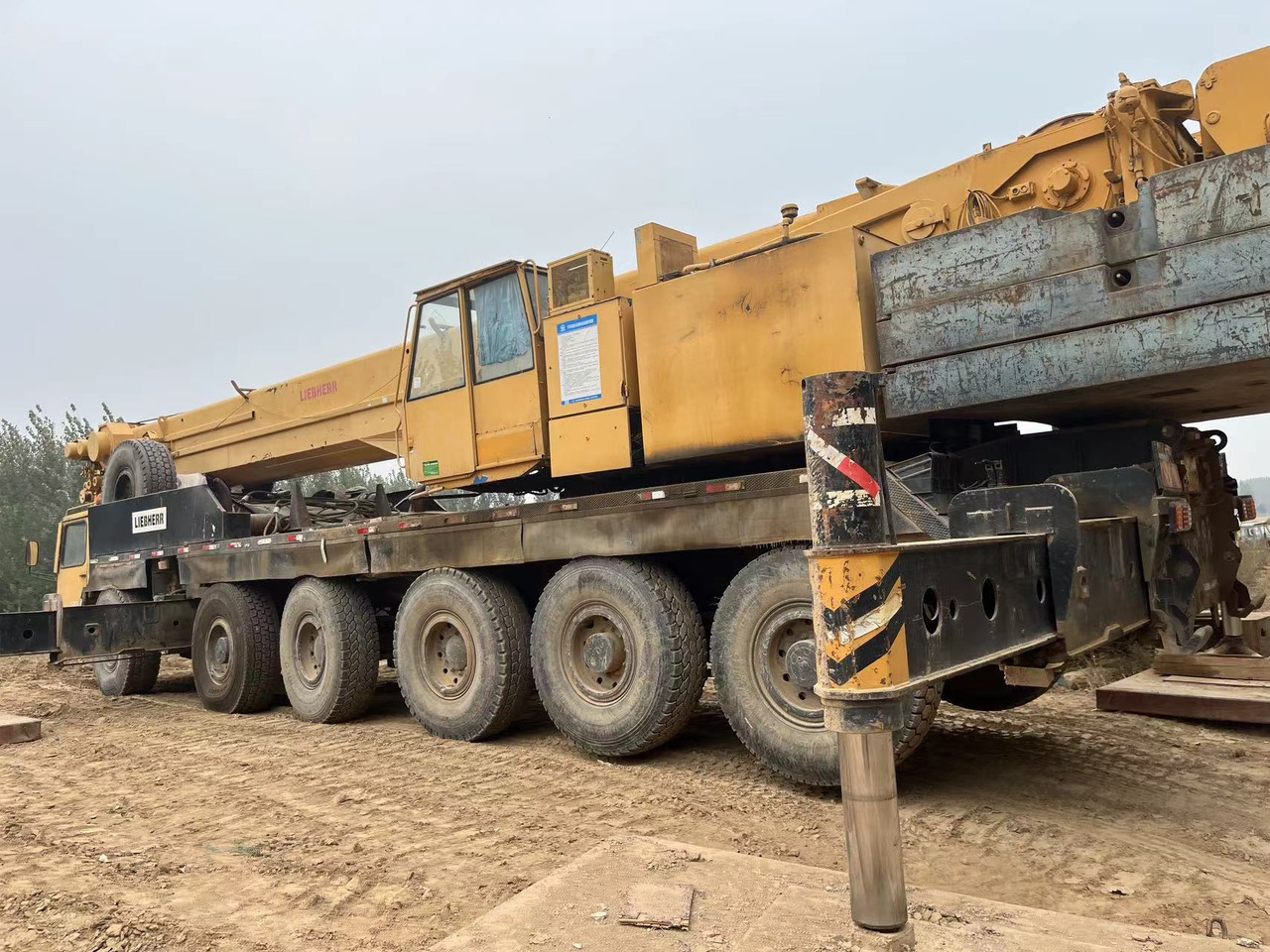 LIEBHERR LTM1170N - Guindaste: foto 3 LIEBHERR LTM1170N - Guindaste: foto 3