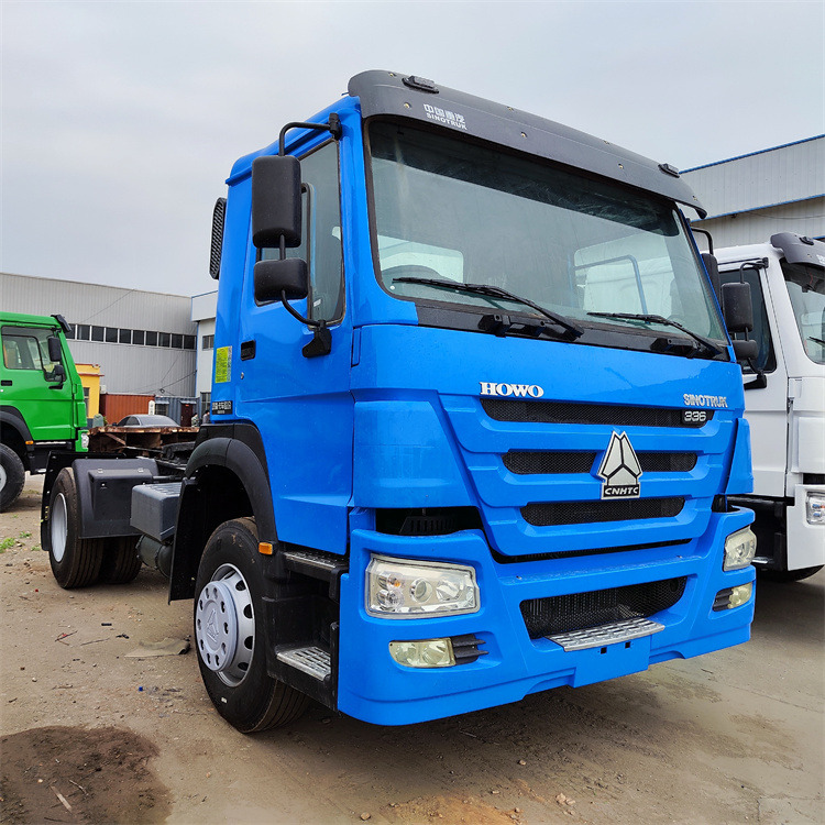 HOWO HOWO 6x4 336 truck tractors-blue - Tractor: foto 2 HOWO HOWO 6x4 336 truck tractors-blue - Tractor: foto 2