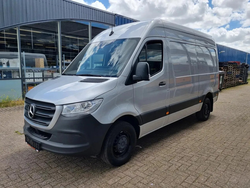Mercedes-Benz Sprinter 316 CDI 163 PK L2H2 EURO 6C - Furgão: foto 4 Mercedes-Benz Sprinter 316 CDI 163 PK L2H2 EURO 6C - Furgão: foto 4