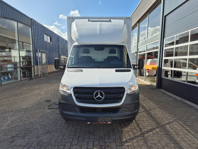 Mercedes-Benz Sprinter 516 CDI BE Clixtar/ Webasto/ 27 KUB/ Nutzlast 3.3T/ 073687 - Carrinha de contentor: foto 4 Mercedes-Benz Sprinter 516 CDI BE Clixtar/ Webasto/ 27 KUB/ Nutzlast 3.3T/ 073687 - Carrinha de contentor: foto 4