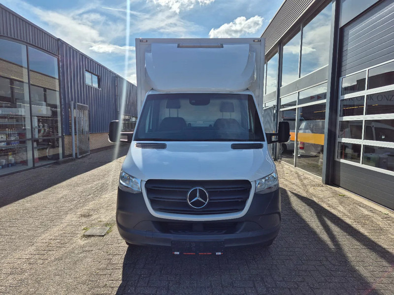 Mercedes-Benz Sprinter 516 CDI BE Clixtar/ Webasto/ 27 KUB/ Nutzlast 3.3T/ 073688 - Carrinha de contentor: foto 4 Mercedes-Benz Sprinter 516 CDI BE Clixtar/ Webasto/ 27 KUB/ Nutzlast 3.3T/ 073688 - Carrinha de contentor: foto 4