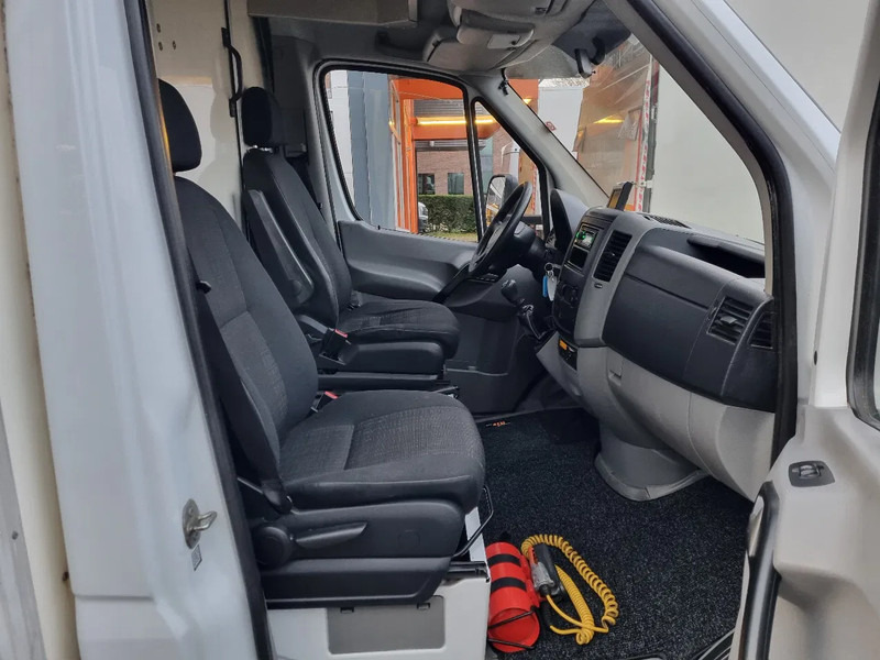 Carrinha de contentor Mercedes-Benz Sprinter 516 CDI Koffer LBW Dhollandia 750KG Euro 5B: foto 14