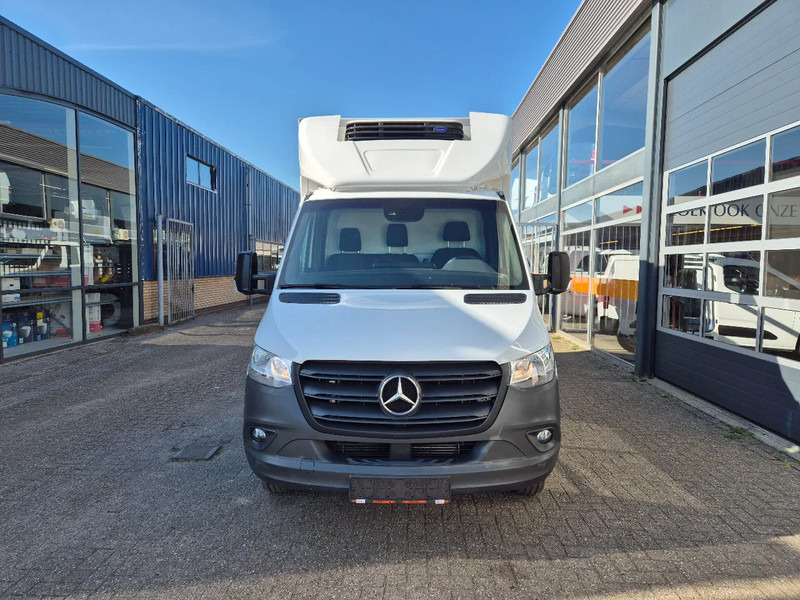 Mercedes-Benz Sprinter 519 CDI Kuhlkoffer -20+20/ Carrier Xarios 350/ Standby 230V - Carrinha frigorífica: foto 4 Mercedes-Benz Sprinter 519 CDI Kuhlkoffer -20+20/ Carrier Xarios 350/ Standby 230V - Carrinha frigorífica: foto 4