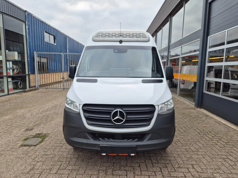 Mercedes-Benz Sprinter 519 CDI/ Kuhlwagen/ L3H2/ TK V300 MAX/ EURO 6E - Carrinha frigorífica: foto 4 Mercedes-Benz Sprinter 519 CDI/ Kuhlwagen/ L3H2/ TK V300 MAX/ EURO 6E - Carrinha frigorífica: foto 4