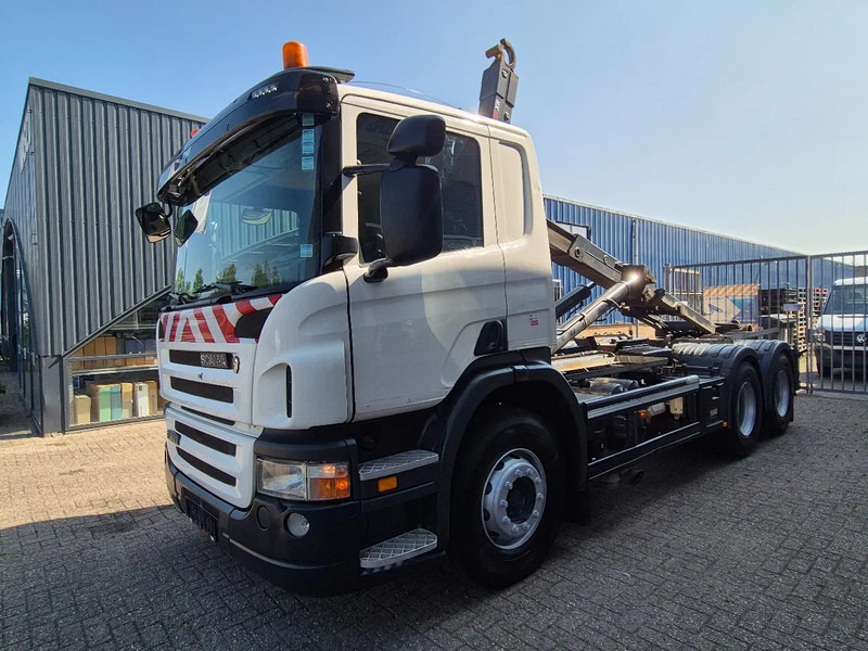 Scania P360 6X4 Containersysteem/ 21T Multilift/ Adjustable Hook - Camião com sistema de cabo: foto 5 Scania P360 6X4 Containersysteem/ 21T Multilift/ Adjustable Hook - Camião com sistema de cabo: foto 5