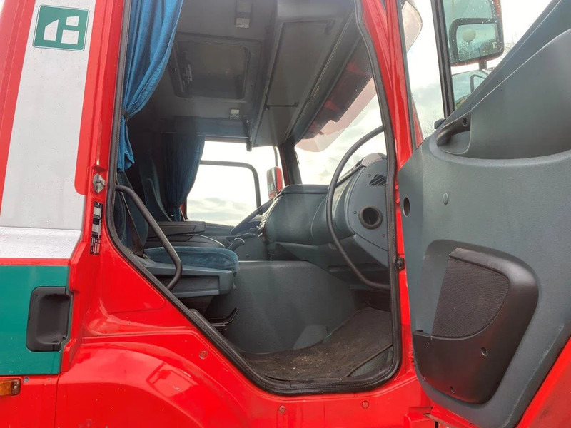DAF CF 85.380 8x4 HOLLAND TRUCK MANUAL GEARBOX FULL STEEL SPRING - Camião com sistema de cabo: foto 4 DAF CF 85.380 8x4 HOLLAND TRUCK MANUAL GEARBOX FULL STEEL SPRING - Camião com sistema de cabo: foto 4