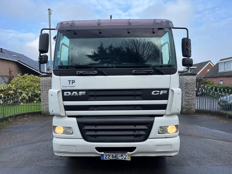 DAF CF 85.430 EURO 3 8X2 CHASSIS - Camião chassi: foto 2 DAF CF 85.430 EURO 3 8X2 CHASSIS - Camião chassi: foto 2