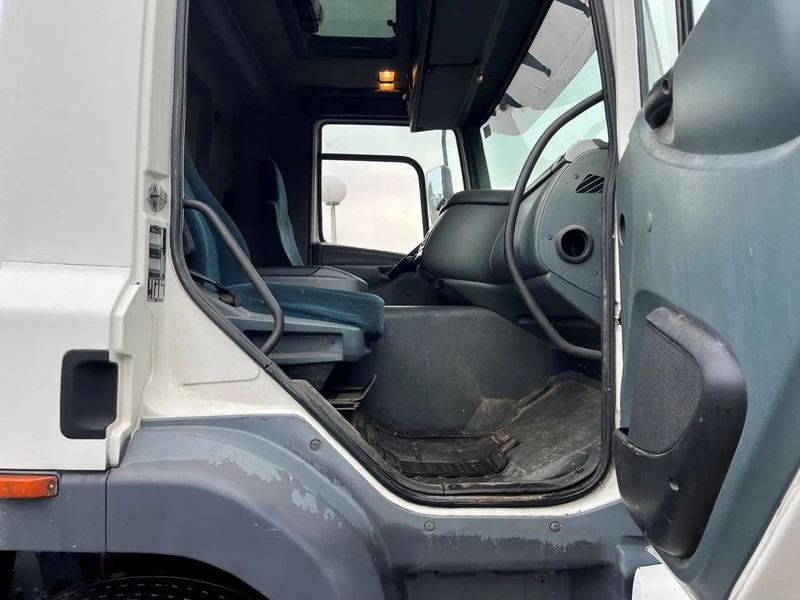DAF CF 85.430 EURO 3 8X2 CHASSIS - Camião chassi: foto 5 DAF CF 85.430 EURO 3 8X2 CHASSIS - Camião chassi: foto 5