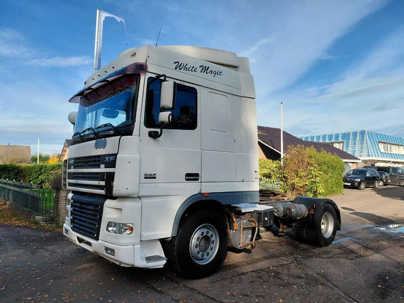 DAF XF 95.430 4x2 MANUAL ZF GEARBOX !! EURO 3 Engine !! - Tractor: foto 1 DAF XF 95.430 4x2 MANUAL ZF GEARBOX !! EURO 3 Engine !! - Tractor: foto 1