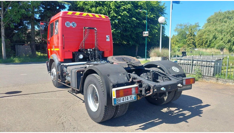 Mercedes-Benz SK 1733 4x2 STEEL SUSPENSION - Tractor: foto 3 Mercedes-Benz SK 1733 4x2 STEEL SUSPENSION - Tractor: foto 3
