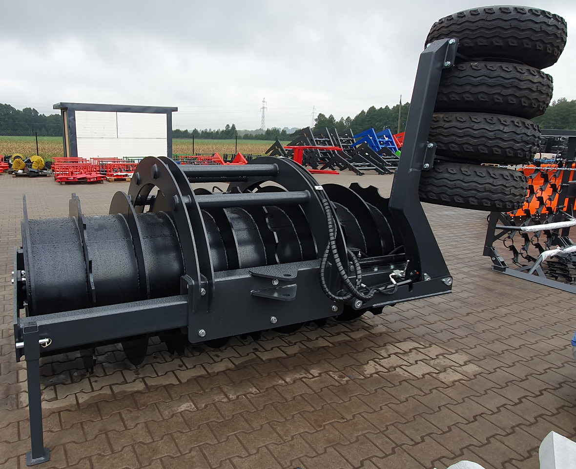 METAL-TECHNIK Wał Pryzmowy MT2 z dociskiem - Rolo agricola: foto 1 METAL-TECHNIK Wał Pryzmowy MT2 z dociskiem - Rolo agricola: foto 1