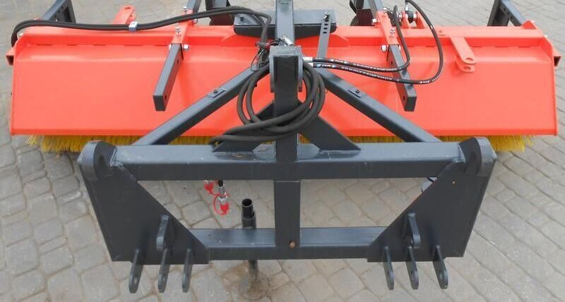 METAL-TECHNIK Zamiatarka 2m/ New Sweeper / Barredora de 2 m - Vassoura para Varredora urbana: foto 3 METAL-TECHNIK Zamiatarka 2m/ New Sweeper / Barredora de 2 m - Vassoura para Varredora urbana: foto 3