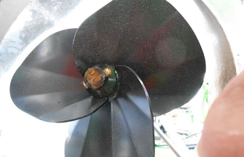 Metal-Technik Mieszadło do gnojowicy 4,2 m/ Slurry mixer 4,2 - Máquina agrícola: foto 2 Metal-Technik Mieszadło do gnojowicy 4,2 m/ Slurry mixer 4,2 - Máquina agrícola: foto 2