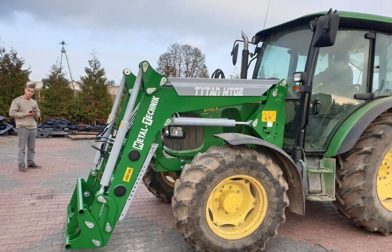 Metal-Technik Frontlader John Deere MT-03 / Ładowacz czołowy John Deere MT-03 - Carregador frontal para o trator para Trator: foto 2 Metal-Technik Frontlader John Deere MT-03 / Ładowacz czołowy John Deere MT-03 - Carregador frontal para o trator para Trator: foto 2