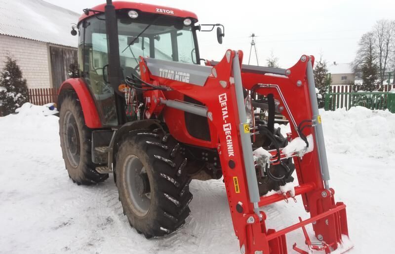 Metal-Technik Frontlader ZETOR MT-02 / Ładowacz czołowy ZETOR MT-02 - Carregador frontal para o trator para Trator: foto 2 Metal-Technik Frontlader ZETOR MT-02 / Ładowacz czołowy ZETOR MT-02 - Carregador frontal para o trator para Trator: foto 2