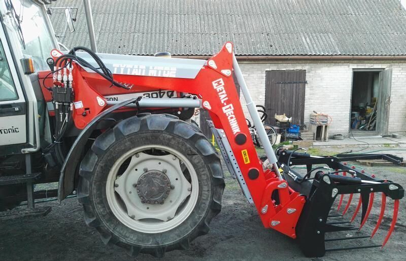 Metal-Technik MASSEY FERGUSON MT-03 - Carregador frontal para o trator para Trator: foto 1 Metal-Technik MASSEY FERGUSON MT-03 - Carregador frontal para o trator para Trator: foto 1